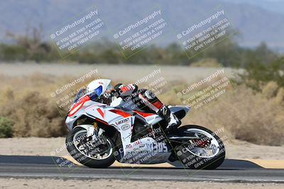 media/Nov-01-2025-CVMA (Sat) [[fc0f7531b8]]/Race 7-Formula Twins-Formula 40 UL/